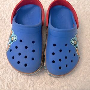Captain America Crocs size J2, Marvel